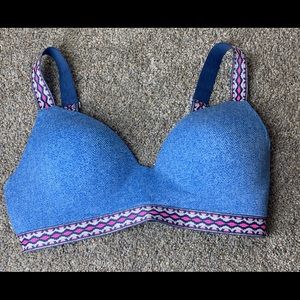 Victoria’s Secret Wireless T-Shirt Bra